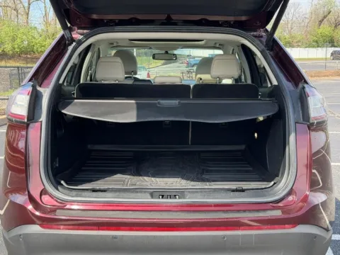 More photos of 2017 Ford Edge Titanium at Jay Wolfe Toyota of West County, MO