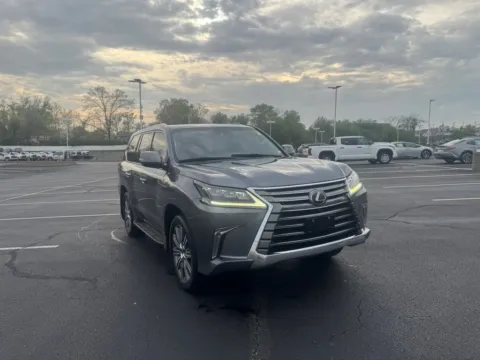 Photos of 2017 Lexus LX 570 for sale in Ballwin, MO at Jay Wolfe Toyota of West County