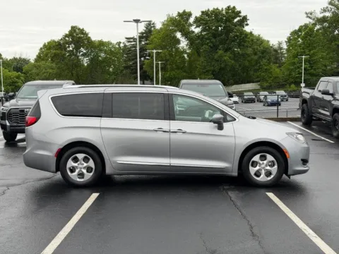 Photos of 2017 Chrysler Pacifica Touring L Plus for sale in Ballwin, MO at Jay Wolfe Toyota of West County