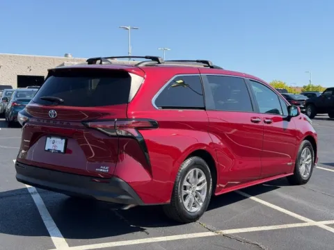 Another view of 2021 Toyota Sienna XLE for sale in Ballwin, MO at Jay Wolfe Toyota of West County
