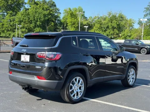 Another view of 2023 Jeep Compass Latitude Lux for sale in Ballwin, MO at Jay Wolfe Toyota of West County