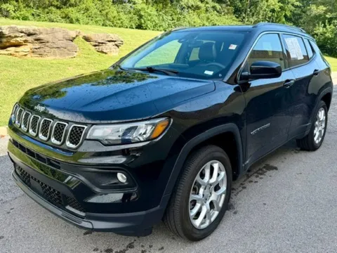 Photos of 2023 Jeep Compass Latitude Lux for sale in Ballwin, MO at Jay Wolfe Toyota of West County