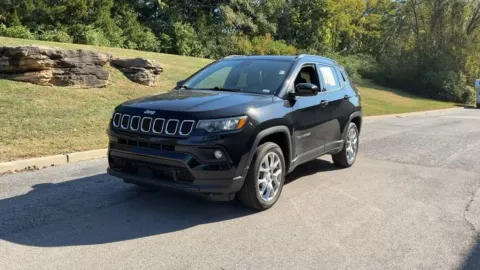 Black 2023 Jeep Compass Latitude Lux for sale in Ballwin, MO