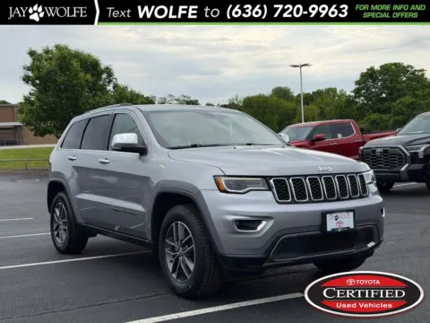 Silver 2017 Jeep Grand Cherokee Limited for sale in Ballwin, MO