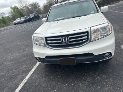 White 2015 Honda Pilot Touring for sale in Ballwin, MO