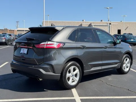 Another view of 2020 Ford Edge SE for sale in Ballwin, MO at Jay Wolfe Toyota of West County