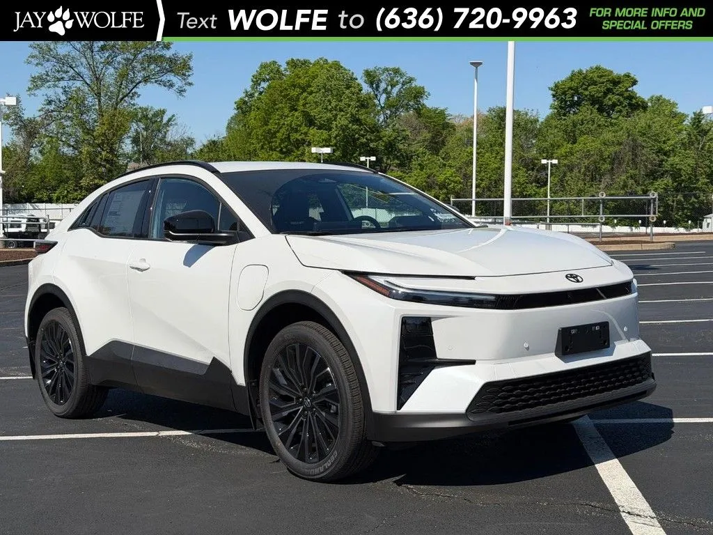 Black 2026 Toyota C-HR XSE for sale in Ballwin, MO