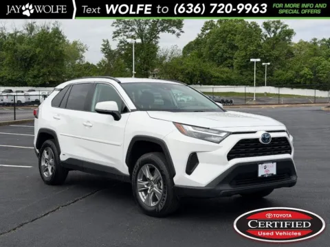 White 2024 Toyota RAV4 Hybrid LE for sale in Ballwin, MO