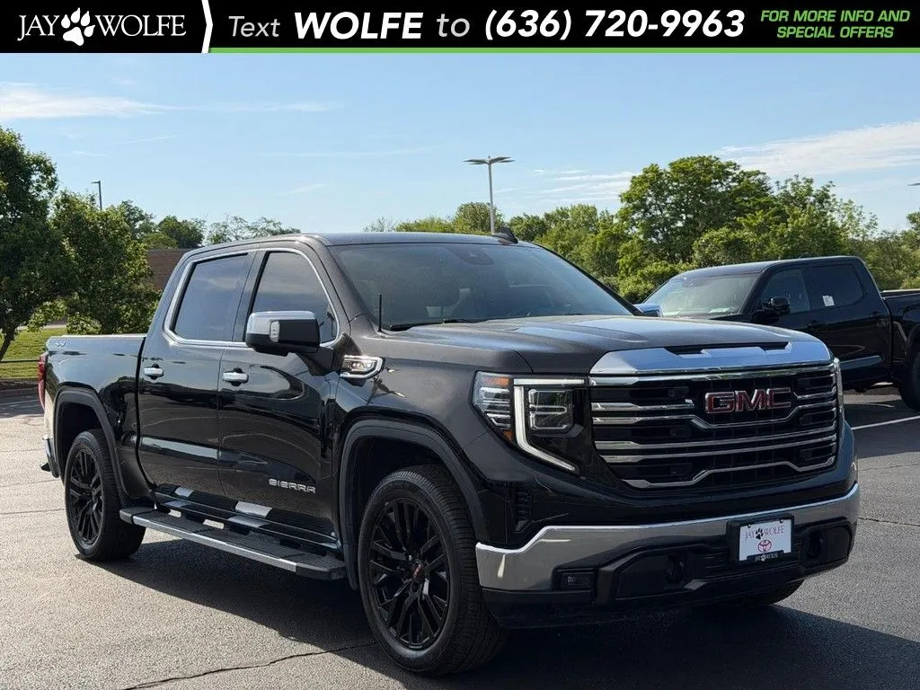 Black 2022 GMC Sierra 1500 SLT for sale in Ballwin, MO