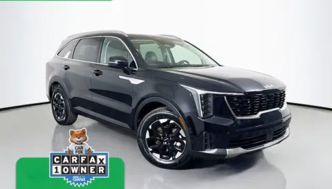 Black 2025 Kia Sorento S for sale in Ballwin, MO