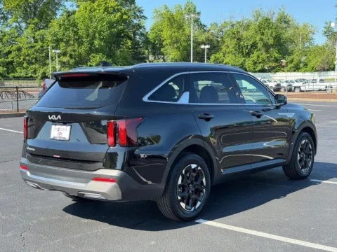 Another view of 2025 Kia Sorento S for sale in Ballwin, MO at Jay Wolfe Toyota of West County