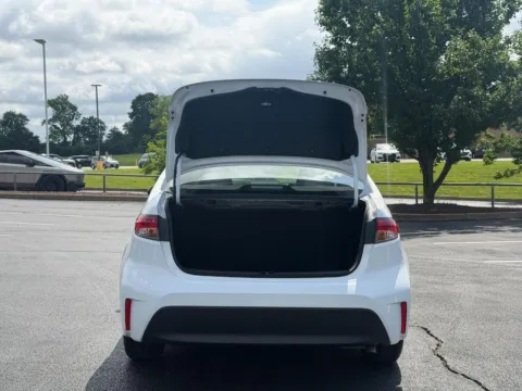 More photos of 2024 Toyota Corolla LE at Jay Wolfe Toyota of West County, MO