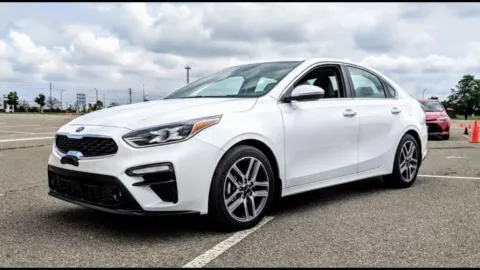 White 2019 Kia Forte S for sale in Ballwin, MO