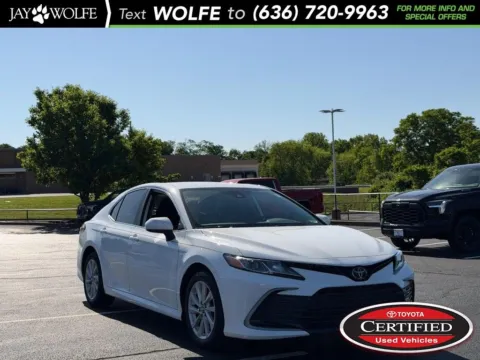 White 2022 Toyota Camry LE for sale in Ballwin, MO