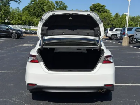 More photos of 2022 Toyota Camry LE at Jay Wolfe Toyota of West County, MO