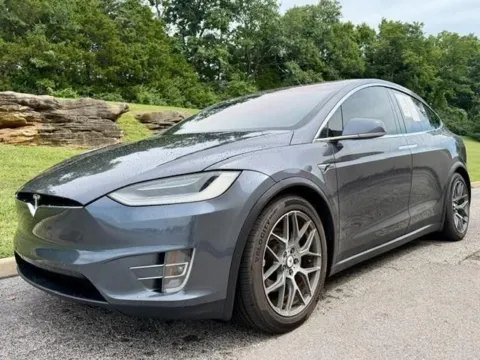 More photos of 2020 Tesla Model X Long Range at Jay Wolfe Toyota of West County, MO