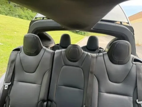 More photos of 2020 Tesla Model X Long Range at Jay Wolfe Toyota of West County, MO