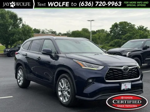 Blue 2021 Toyota Highlander Limited for sale in Ballwin, MO