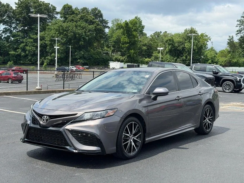 Gray 2021 Toyota Camry SE for sale in Ballwin, MO