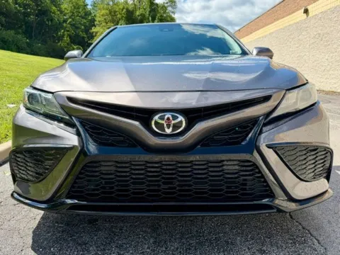 More photos of 2021 Toyota Camry SE at Jay Wolfe Toyota of West County, MO