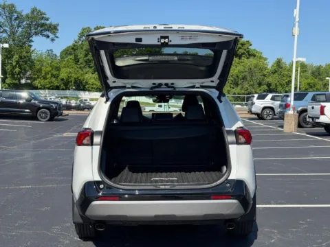 More photos of 2024 Toyota RAV4 Hybrid XSE at Jay Wolfe Toyota of West County, MO
