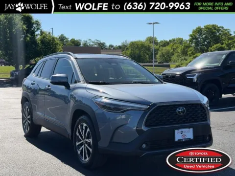 Gray 2023 Toyota Corolla Cross XLE for sale in Ballwin, MO
