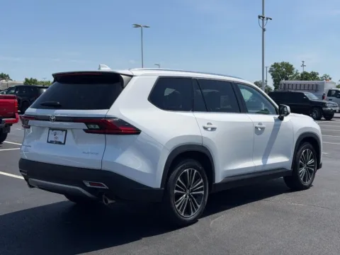 Another view of 2025 Toyota Grand Highlander Hybrid MAX Platinum for sale in Ballwin, MO at Jay Wolfe Toyota of West County