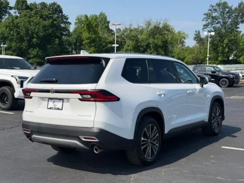 Another view of 2025 Toyota Grand Highlander Hybrid MAX Platinum for sale in Ballwin, MO at Jay Wolfe Toyota of West County