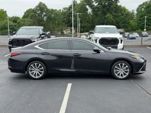 Photos of 2021 Lexus ES 350 for sale in Ballwin, MO at Jay Wolfe Toyota of West County