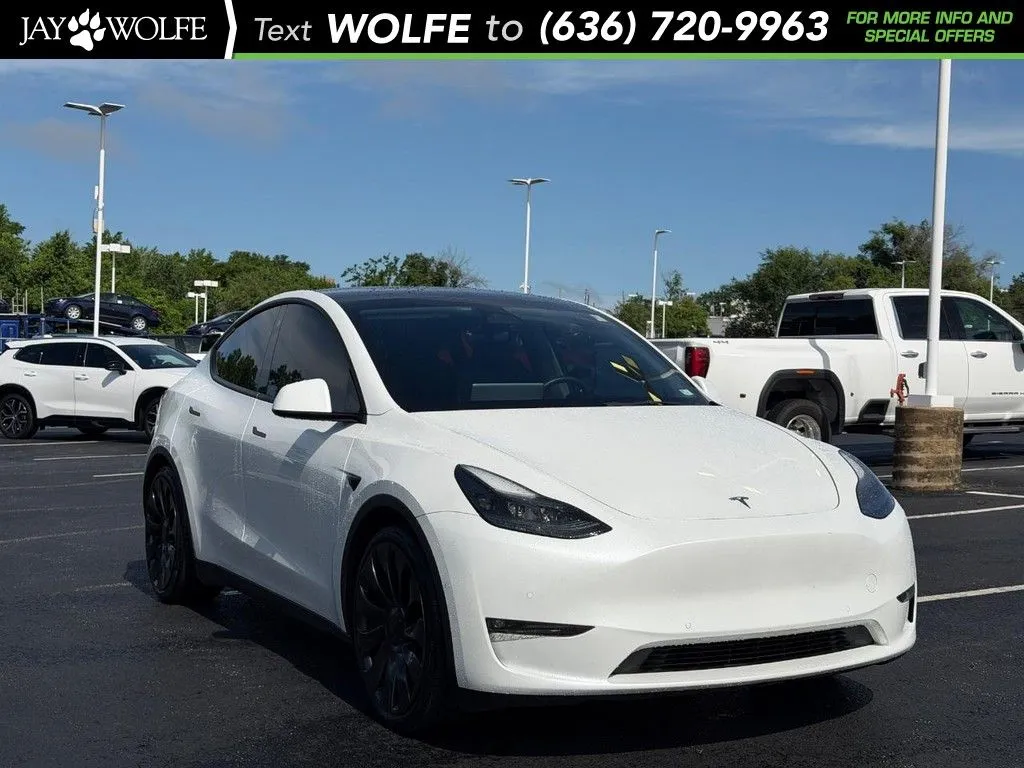 White 2022 Tesla Model Y Performance for sale in Ballwin, MO