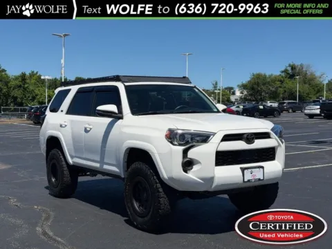 White 2021 Toyota 4Runner SR5 Premium for sale in Ballwin, MO