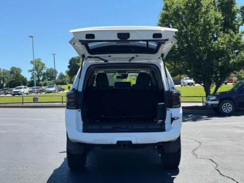 More photos of 2021 Toyota 4Runner SR5 Premium at Jay Wolfe Toyota of West County, MO
