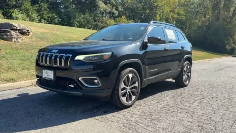 Black 2022 Jeep Cherokee Limited for sale in Ballwin, MO