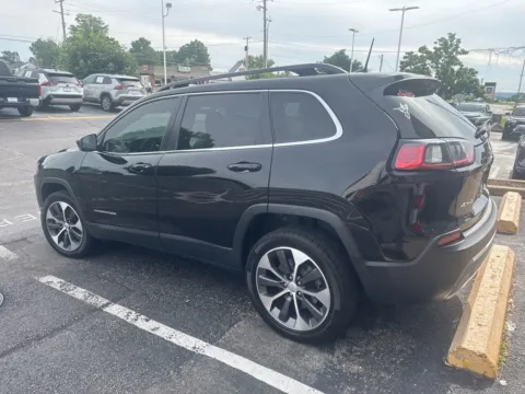 Photos of 2022 Jeep Cherokee Limited for sale in Ballwin, MO at Jay Wolfe Toyota of West County