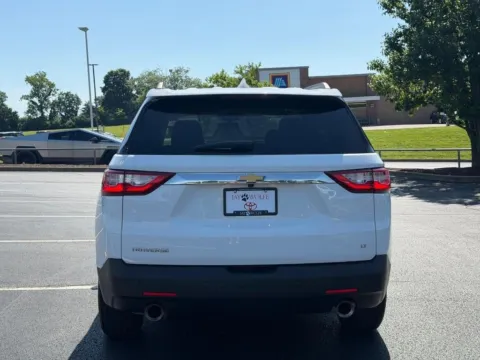 More photos of 2021 Chevrolet Traverse LT at Jay Wolfe Toyota of West County, MO
