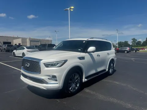 Photos of 2023 INFINITI QX80 LUXE for sale in Ballwin, MO at Jay Wolfe Toyota of West County