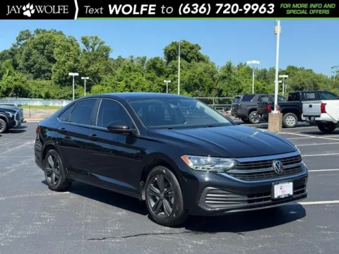 Black 2023 Volkswagen Jetta 1.5T SE for sale in Ballwin, MO