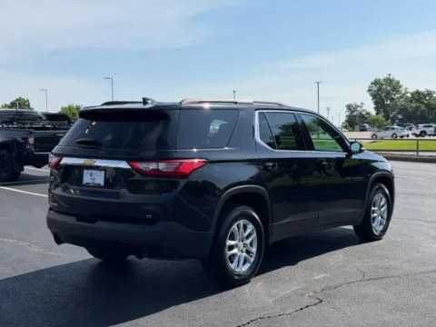 Another view of 2020 Chevrolet Traverse LT for sale in Ballwin, MO at Jay Wolfe Toyota of West County