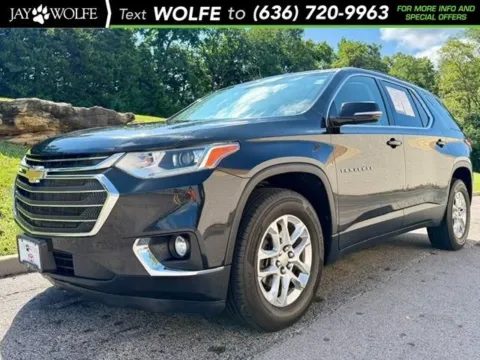Black 2020 Chevrolet Traverse LT for sale in Ballwin, MO