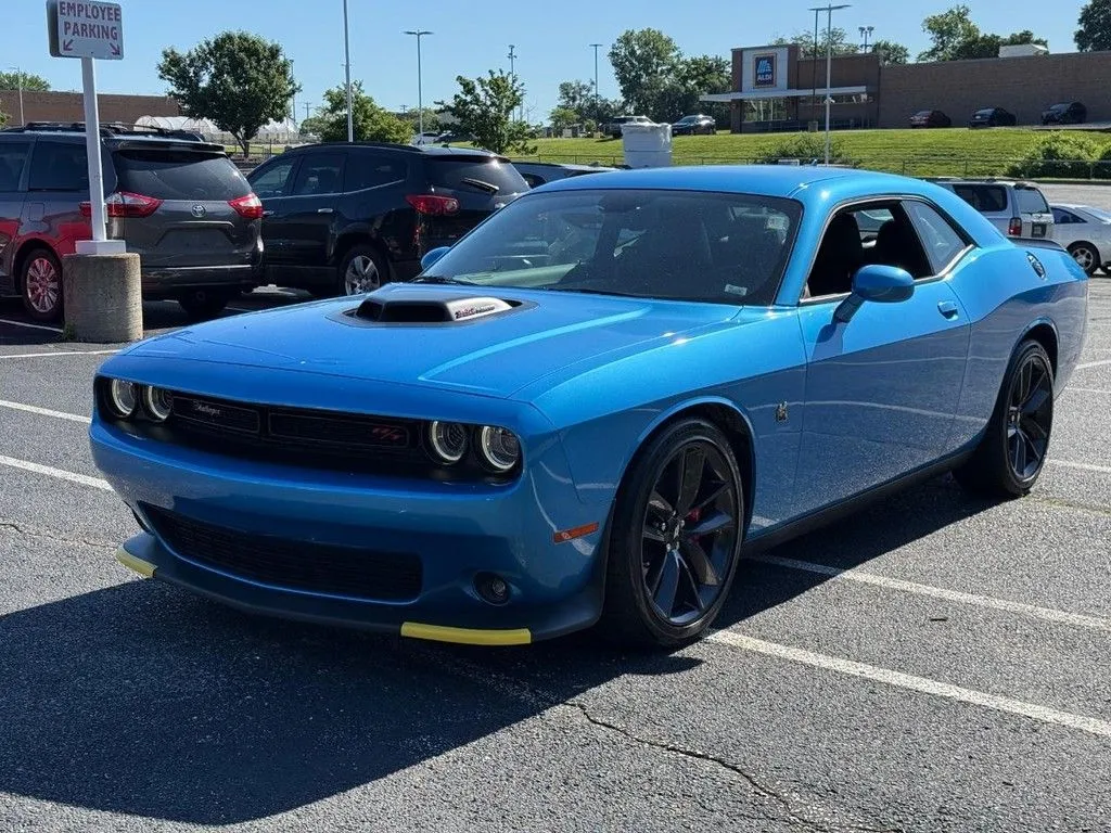 Blue 2019 Dodge Challenger R/T Scat Pack for sale in Ballwin, MO