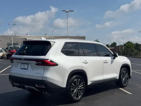 Another view of 2024 Toyota Grand Highlander Hybrid MAX Platinum for sale in Ballwin, MO at Jay Wolfe Toyota of West County