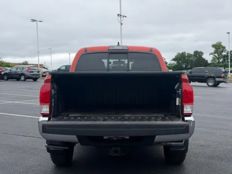 More photos of 2017 Toyota Tacoma SR5 at Jay Wolfe Toyota of West County, MO