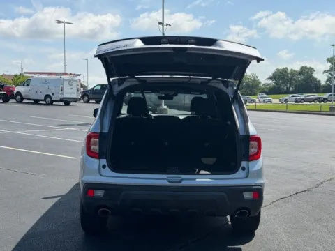 More photos of 2020 Honda Passport EX-L at Jay Wolfe Toyota of West County, MO