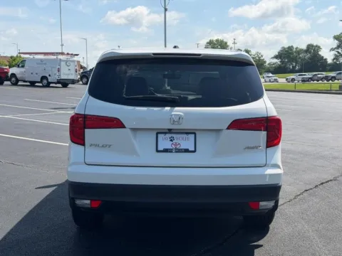 More photos of 2016 Honda Pilot EX-L at Jay Wolfe Toyota of West County, MO