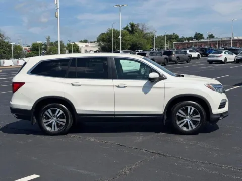 Photos of 2016 Honda Pilot EX-L for sale in Ballwin, MO at Jay Wolfe Toyota of West County