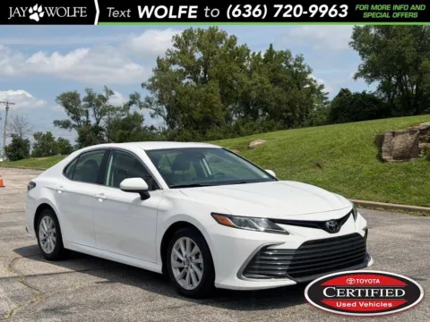 White 2022 Toyota Camry LE for sale in Ballwin, MO