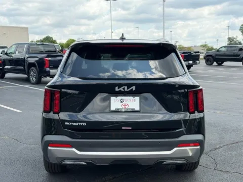 More photos of 2025 Kia Sorento S at Jay Wolfe Toyota of West County, MO