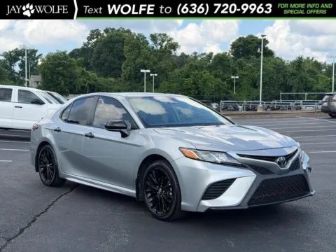 Silver 2020 Toyota Camry SE Nightshade for sale in Ballwin, MO