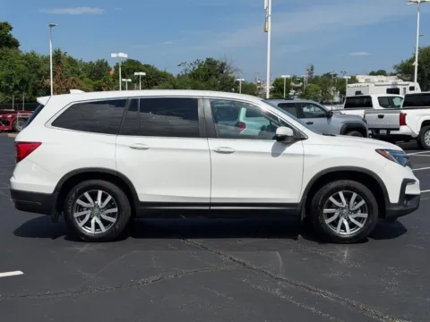 Photos of 2021 Honda Pilot EX-L for sale in Ballwin, MO at Jay Wolfe Toyota of West County