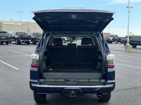More photos of 2022 Toyota 4Runner Limited at Jay Wolfe Toyota of West County, MO
